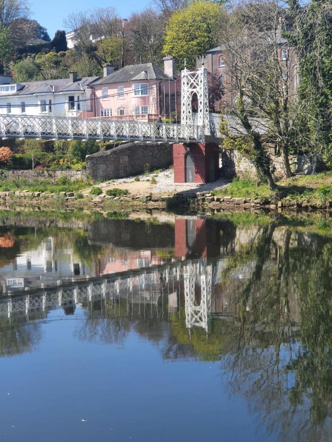 River View Apartment Suite Cork Exteriör bild